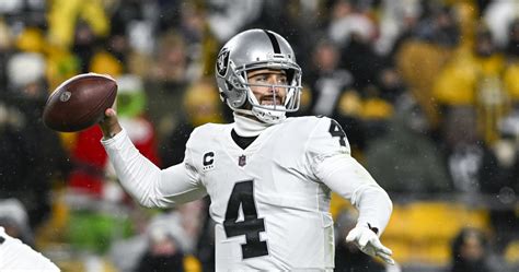 lv hat derek carr|derek carr contract extension.